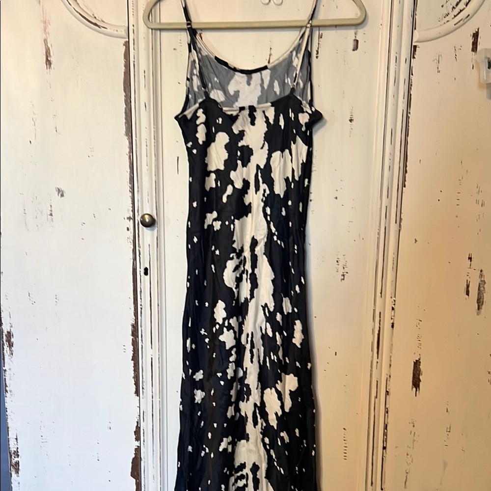 Black and White Women's Dress - Picture 4 of 6
